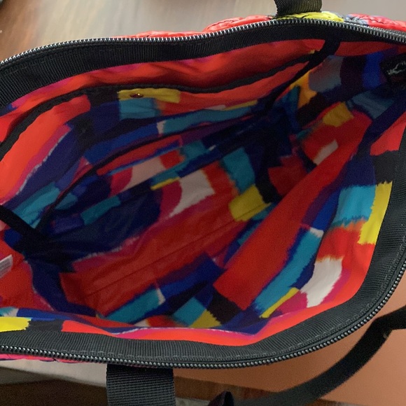 NEW Kate Spade New York Bon Shopper quilted multi-color tote. - Picture 2 of 5